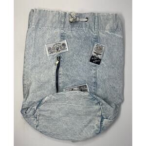 No Brand Backpack Pre-Owned in good condition with side pocket Ecology Wild Life